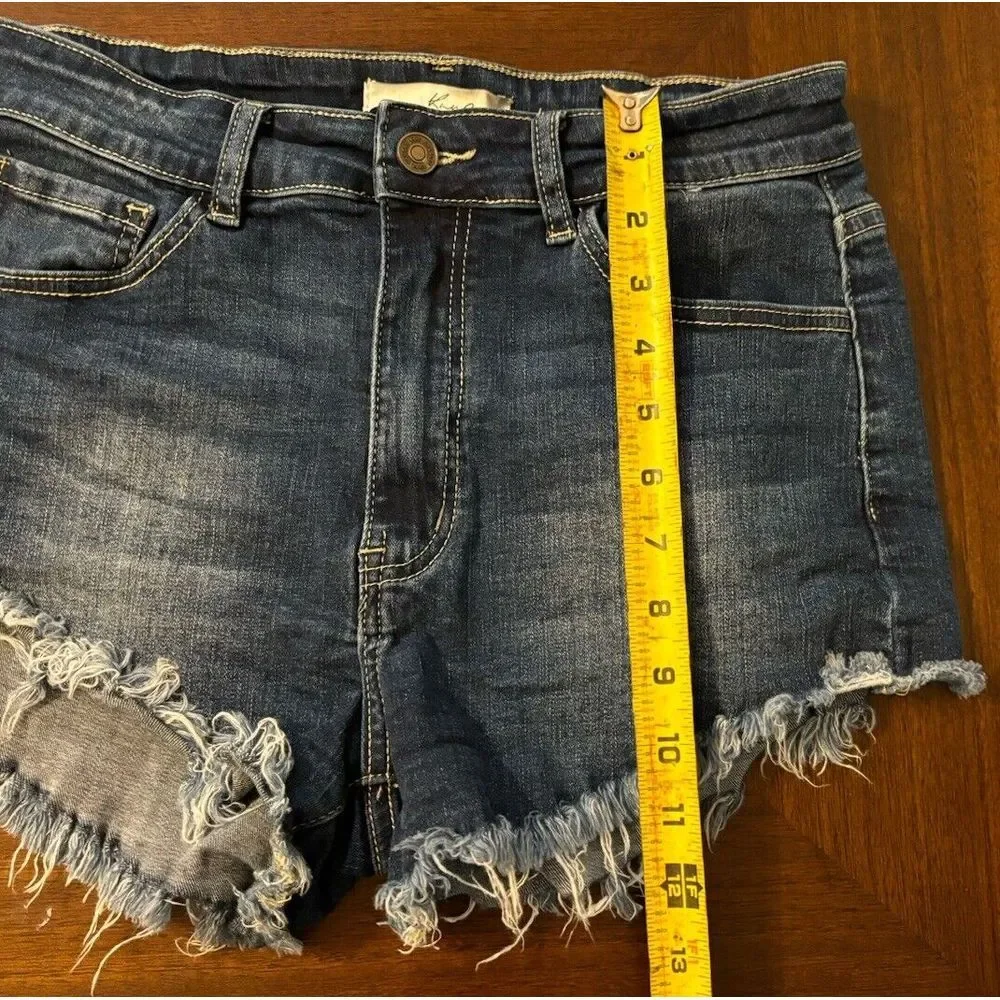 KanCan‎ Women's Sz 9 Jean Shorts Dark Wash Distressed Stretchy